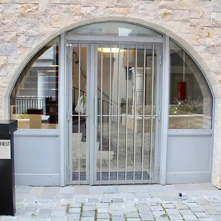 St Joseph Terrasse Et Parking Coeur De Apartment